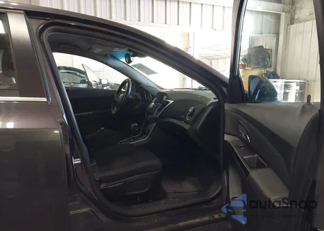 2014 Chevrolet Cruze 1Lt Auto from USA, damaged, VIN 1G1PC5SB1E7180680